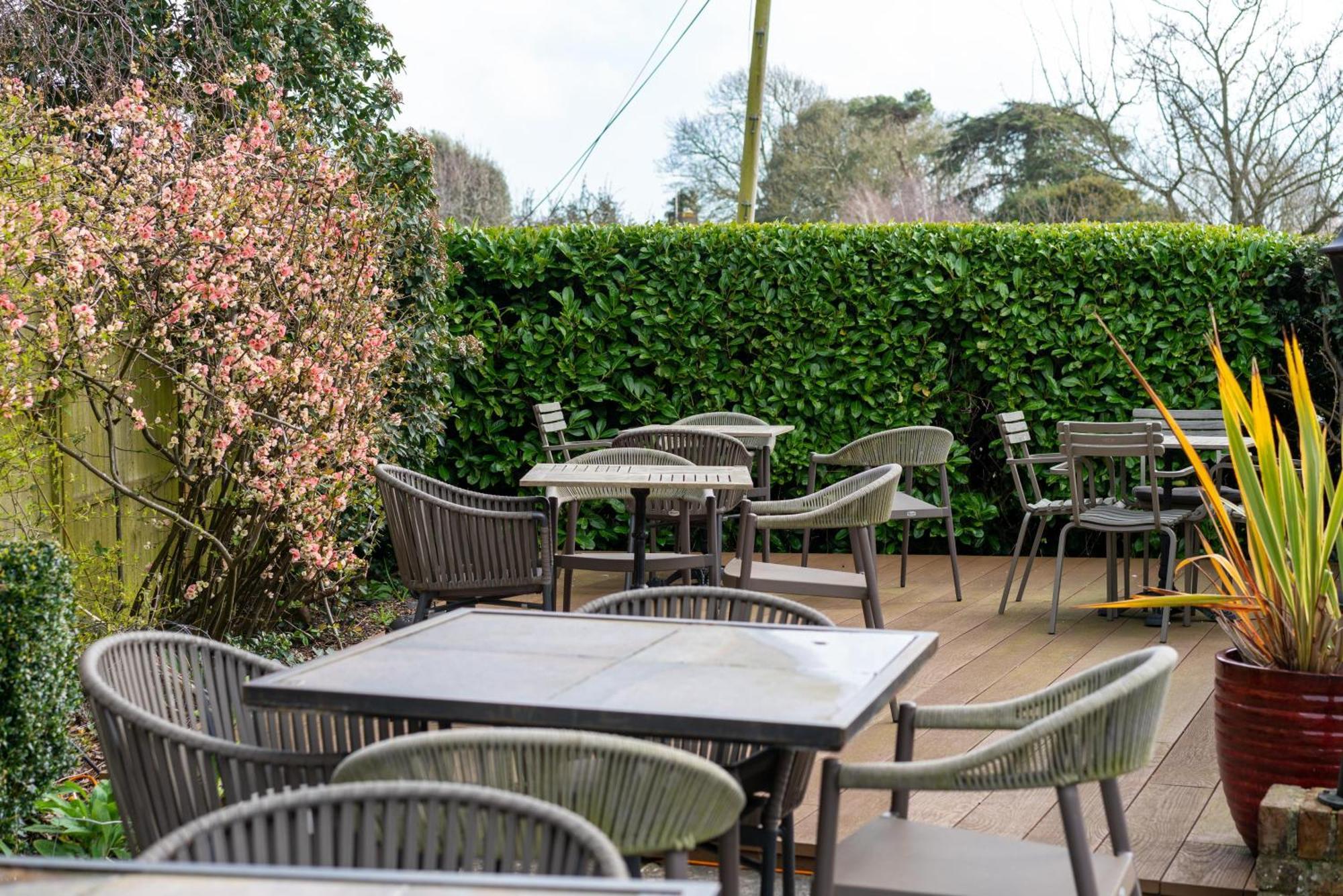 The Royal Oak Inn Chichester Exterior photo