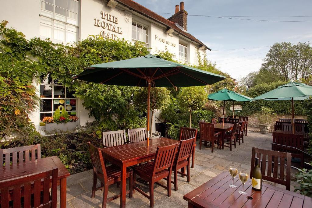 The Royal Oak Inn Chichester Exterior photo